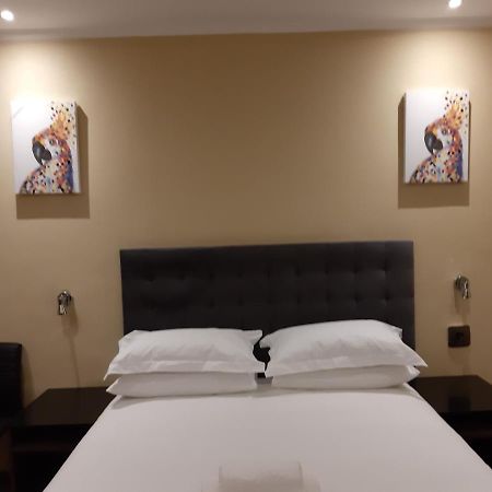 Citystay Ladybrand Buitenkant foto