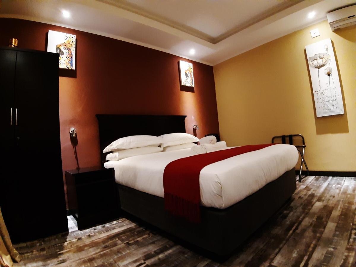 Citystay Ladybrand Buitenkant foto