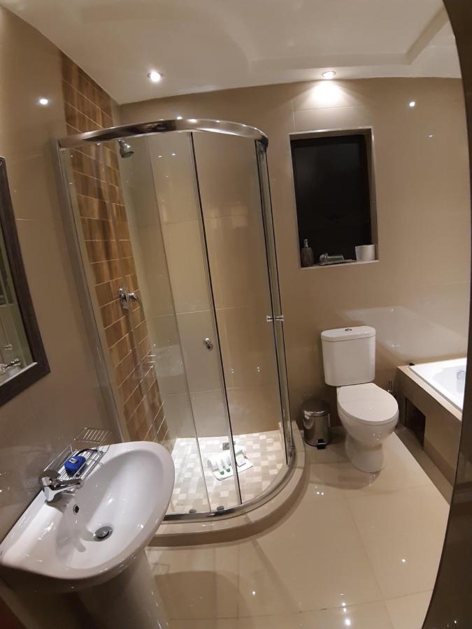 Citystay Ladybrand Buitenkant foto