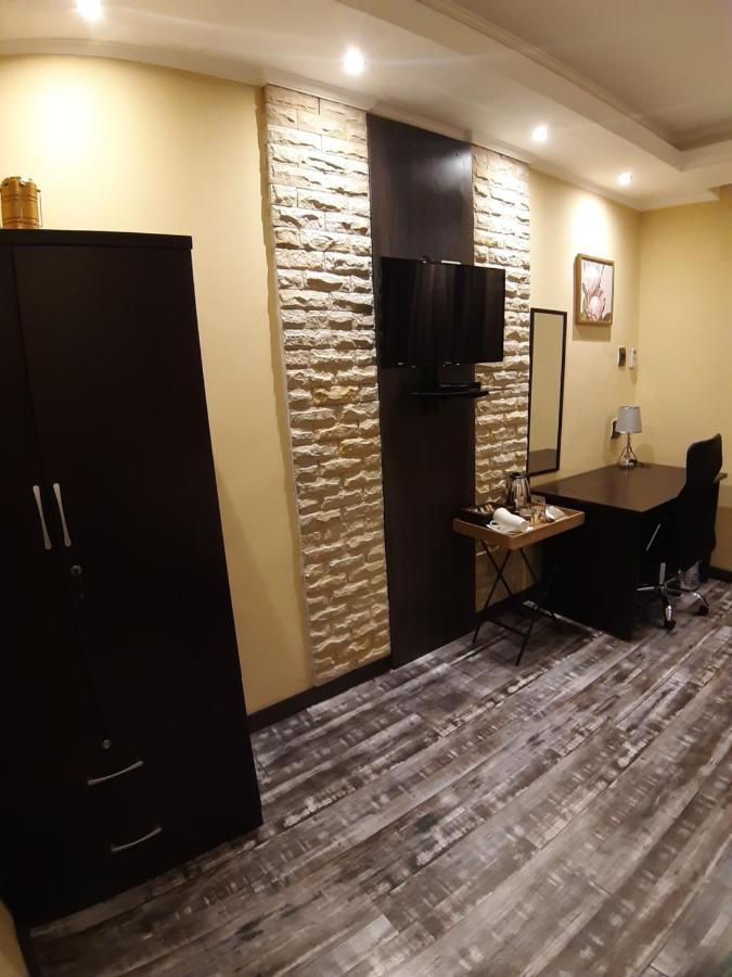 Citystay Ladybrand Buitenkant foto