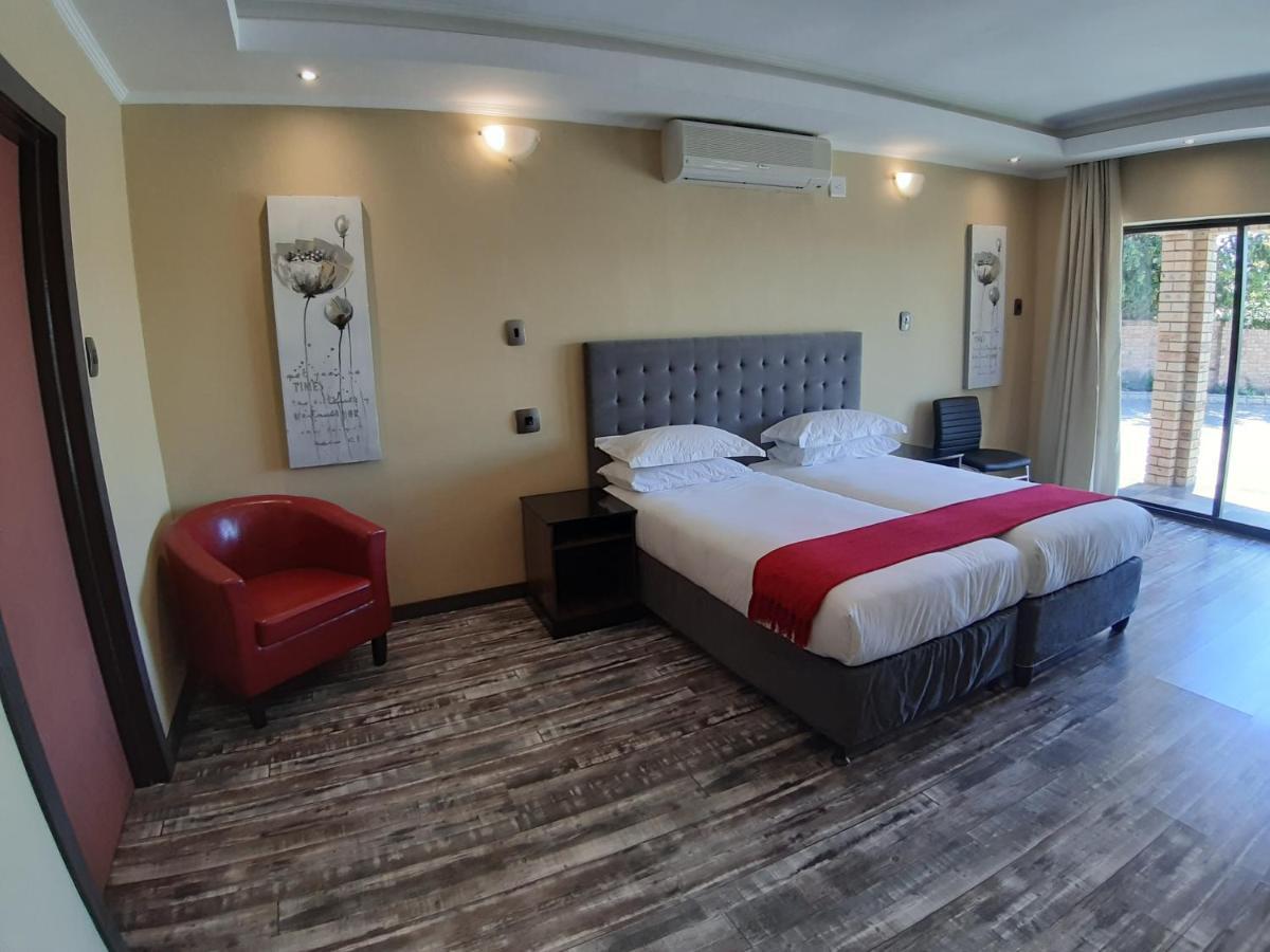 Citystay Ladybrand Buitenkant foto