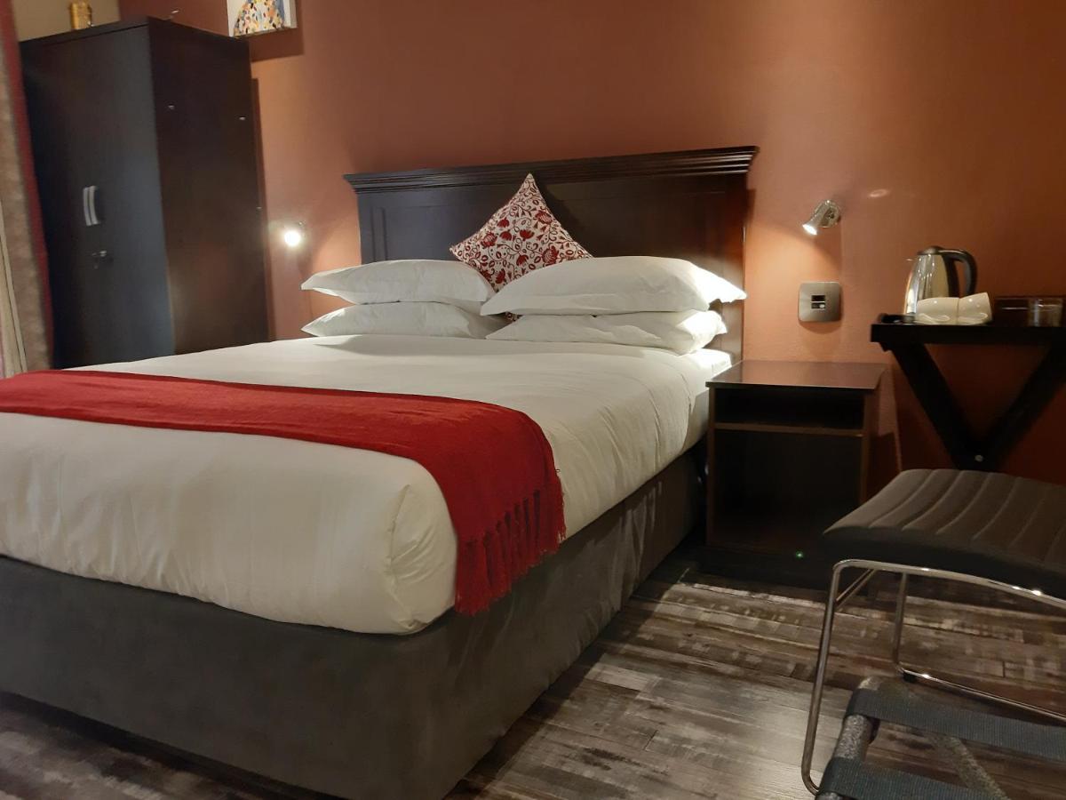 Citystay Ladybrand Buitenkant foto